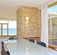 Riverfront Motel  Villas - Foster Accommodation