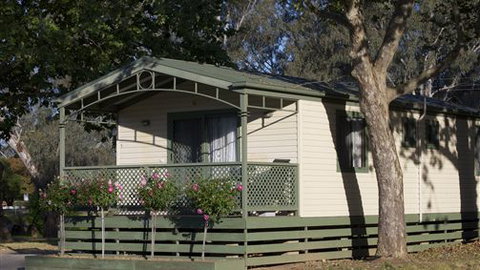 Painters Island Caravan Park - Foster Accommodation 0