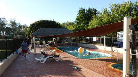 Painters Island Caravan Park - Foster Accommodation 2