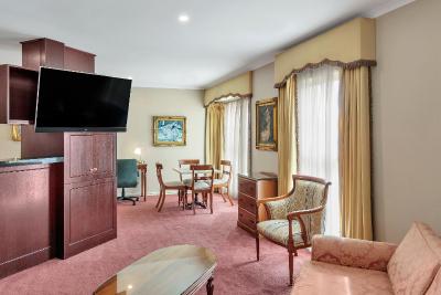 Canterbury International Hotel - Foster Accommodation 11