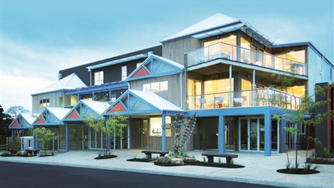 The Island Accommodation - Phillip Island YHA - Foster Accommodation 0