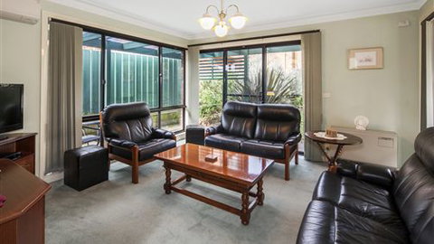 Mallard House Ballarat - Foster Accommodation 3