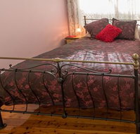 Muscat House - Foster Accommodation