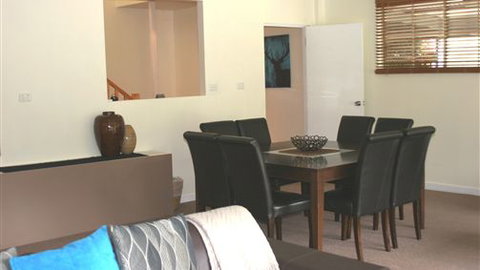 The Barn At Charlottes Hill - Foster Accommodation 1