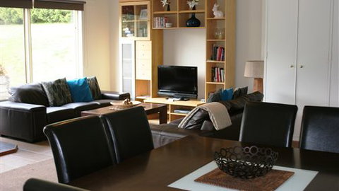 The Barn At Charlottes Hill - Foster Accommodation 2