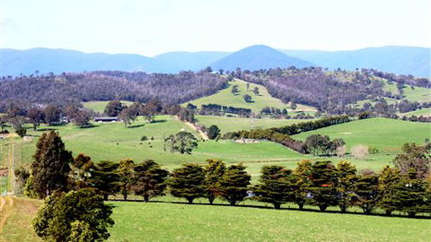 The Barn At Charlottes Hill - Foster Accommodation 7