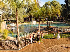 BIG4 Renmark Riverfront Holiday Park - Foster Accommodation 3