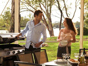 Cascades On The River - Foster Accommodation 1