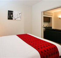 Mawson Lakes Hotel and Function Centre - Foster Accommodation