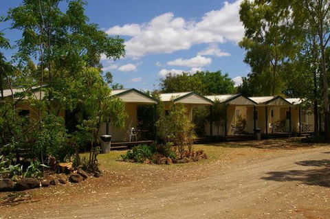 Bedrock Village Caravan Park - Foster Accommodation 0