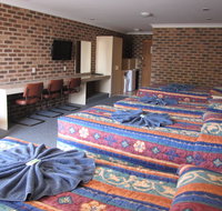 Big Trout Motor Inn - Foster Accommodation
