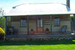 Brickendon Historic & Farm Cottages - Foster Accommodation 0