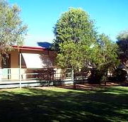 Cobb  Co Country Motel Surat - Foster Accommodation