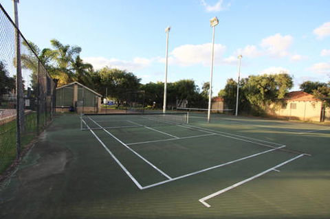 Geographe Bay Holiday Park - Foster Accommodation 1