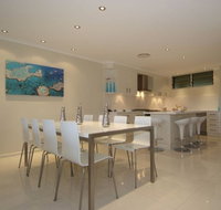 Hamilton Island Private Apartment - Poinciana - Foster Accommodation