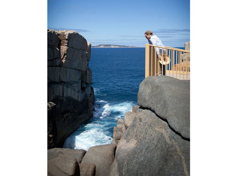 Hanover Bay - Foster Accommodation 1