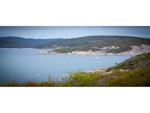 Hanover Bay - Foster Accommodation 5