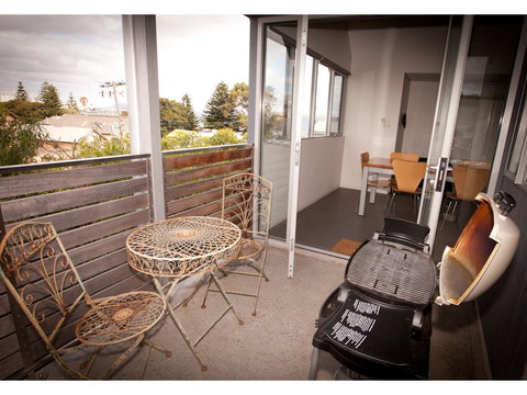 Hanover Bay - Foster Accommodation 8