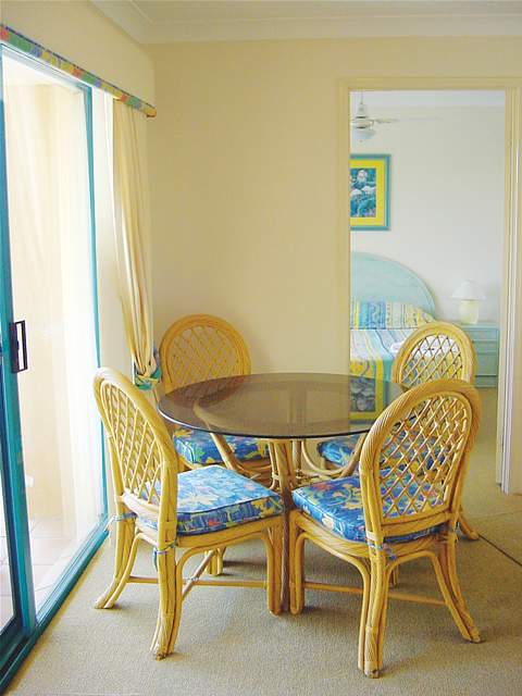 Karana Palms Self Contained Apartments - Foster Accommodation 1