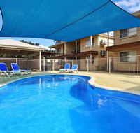 Lakeside Holiday Apartments - Foster Accommodation
