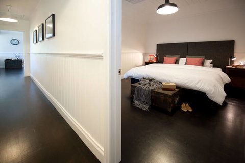 Mount Olive - Foster Accommodation 12