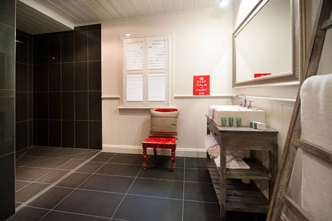 Mount Olive - Foster Accommodation 13