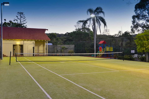 Pacific Palms Resort - Foster Accommodation 8