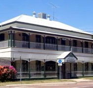 Park Hotel Motel - Foster Accommodation