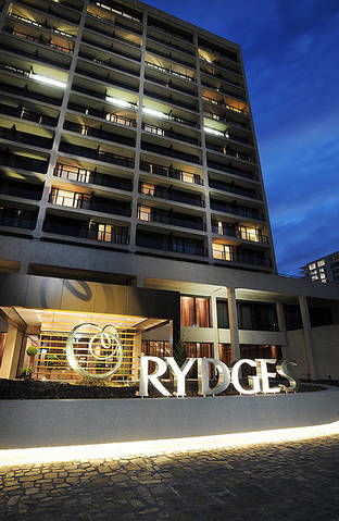 QT Canberra - Foster Accommodation 1