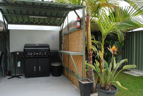 Killara Holiday Flats - Foster Accommodation 7