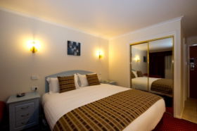 BEST WESTERN Balmoral Motor Inn - Foster Accommodation 4