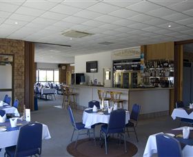 BEST WESTERN Bass And Flinders Motor Inn - Foster Accommodation 1