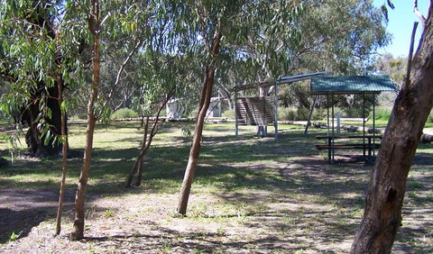 Coach And Horses Campground - Foster Accommodation 0