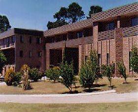 Southern Cross Motor Inn & Tourist Park - Foster Accommodation 1