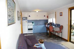 Sunset Holiday Villas - Foster Accommodation 0