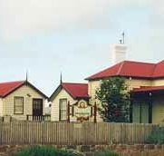 The Finials - Foster Accommodation