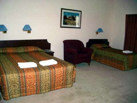The Kidman Wayside Inn - Foster Accommodation 0