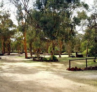 Toodyay Holiday Park  Chalets - Foster Accommodation