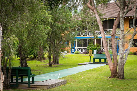 Vacation Village - Foster Accommodation 5