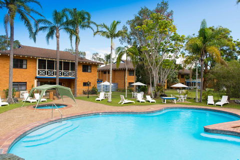Vacation Village - Foster Accommodation 6
