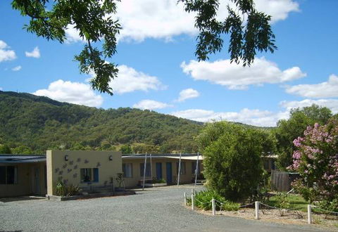 Valley View Motel - Foster Accommodation 3