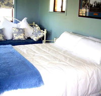 Walls Court Bed  Breakfast - Foster Accommodation