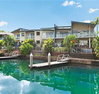 Bay View Luxury Waterfront Villa - Foster Accommodation