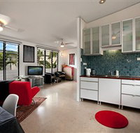 Beachside Tropical Retreat - Foster Accommodation