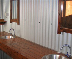 Daly River Barra Resort - Foster Accommodation 0