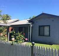 Bluebells Cottage - Foster Accommodation