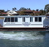 Dolphin Houseboat Holidays - Foster Accommodation