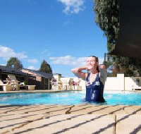 Zig Zag Motel - Foster Accommodation