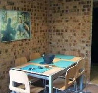 52 On Mort - Foster Accommodation