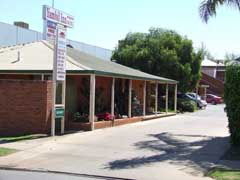 Yambil Inn Motel - Foster Accommodation 1